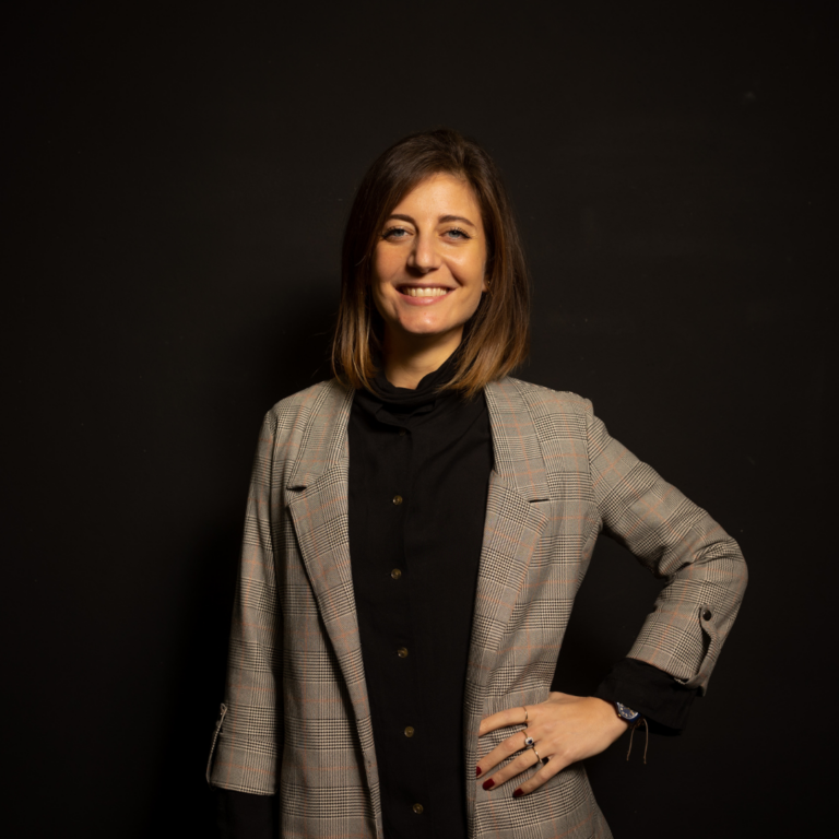 LAVINIA FOGOLARI